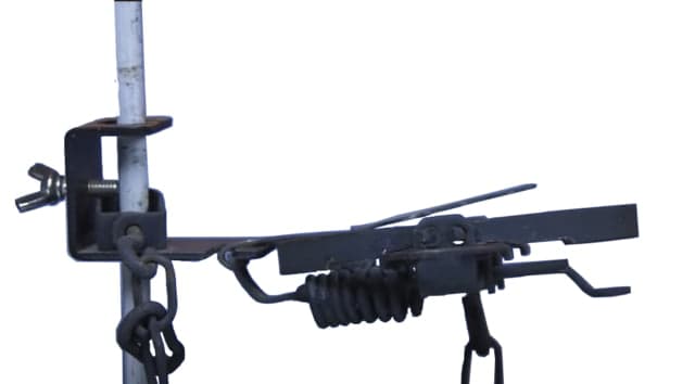 Barkers Hangman Trap Mount Black Medium