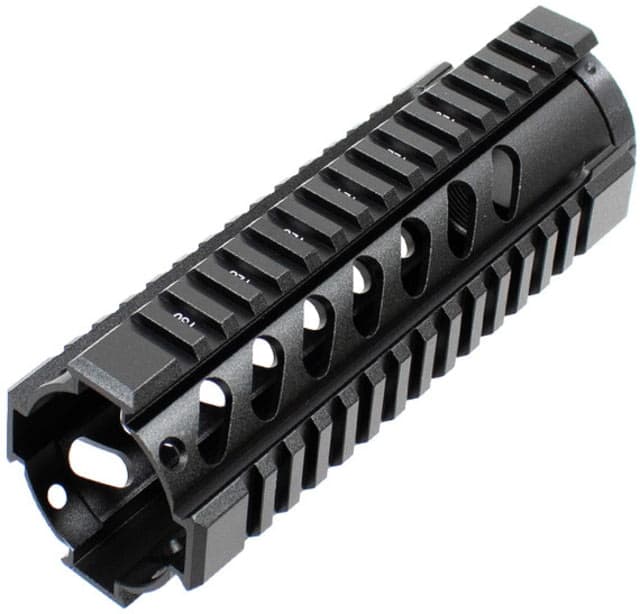 USED AIM Sports Inc AR Free Float Carbine Length Quad Rail/V3 7in Black Medium MT060