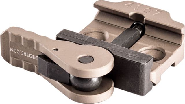 SureFire Scout Light Lever Mount w/QD Auto Lock Lever System Tan